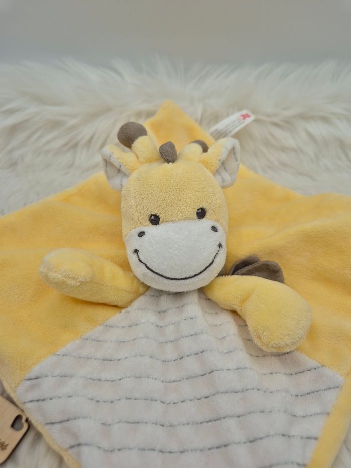 Doudou plat girafe jaune blanc marron Nicotoy - photo numéro 2
