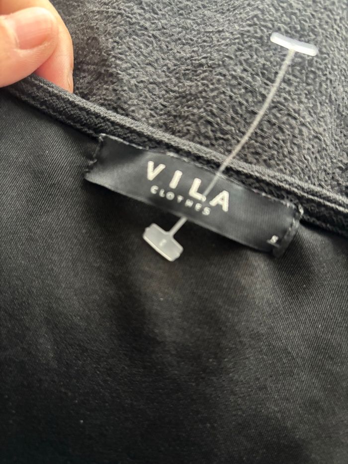 Robe noire Vila neuve - photo numéro 3