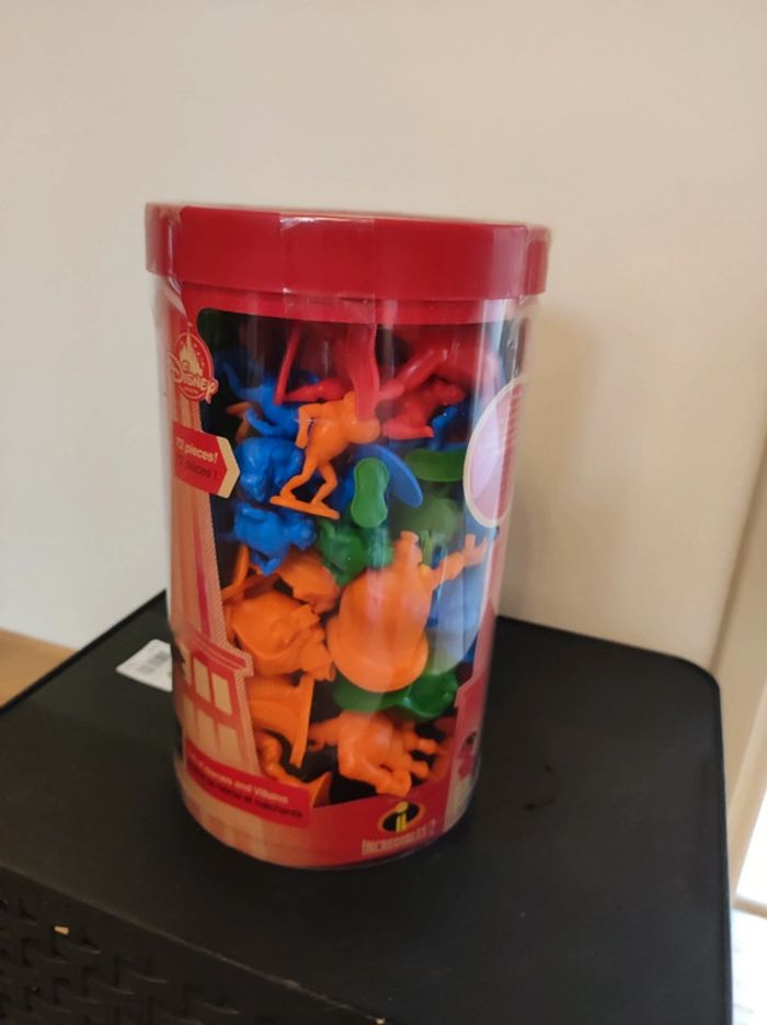 coffret figurines neuf disney store - photo numéro 2