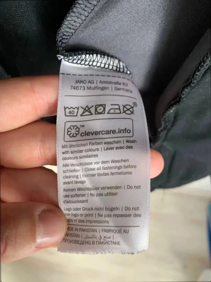 Zipper à capuche noir football taille L - photo numéro 9