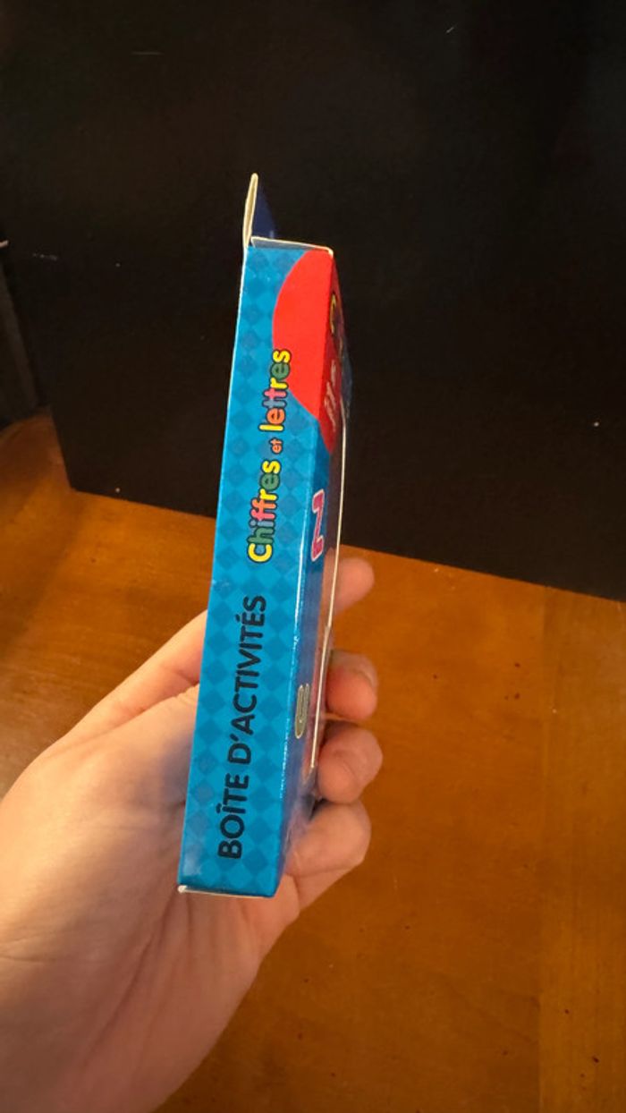 Ensemble gommettes chiffre et lettres (utilisé en parti) - photo numéro 4