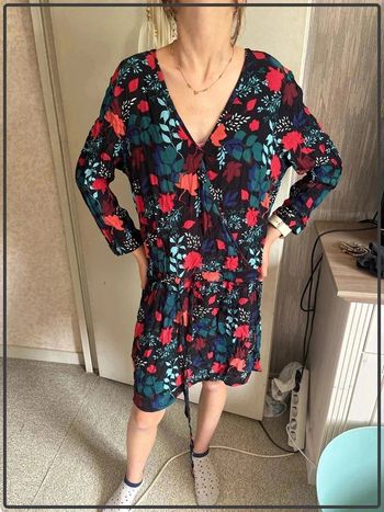 Magnifique robe taille 40 marque kiabi neuve sans étiquette *