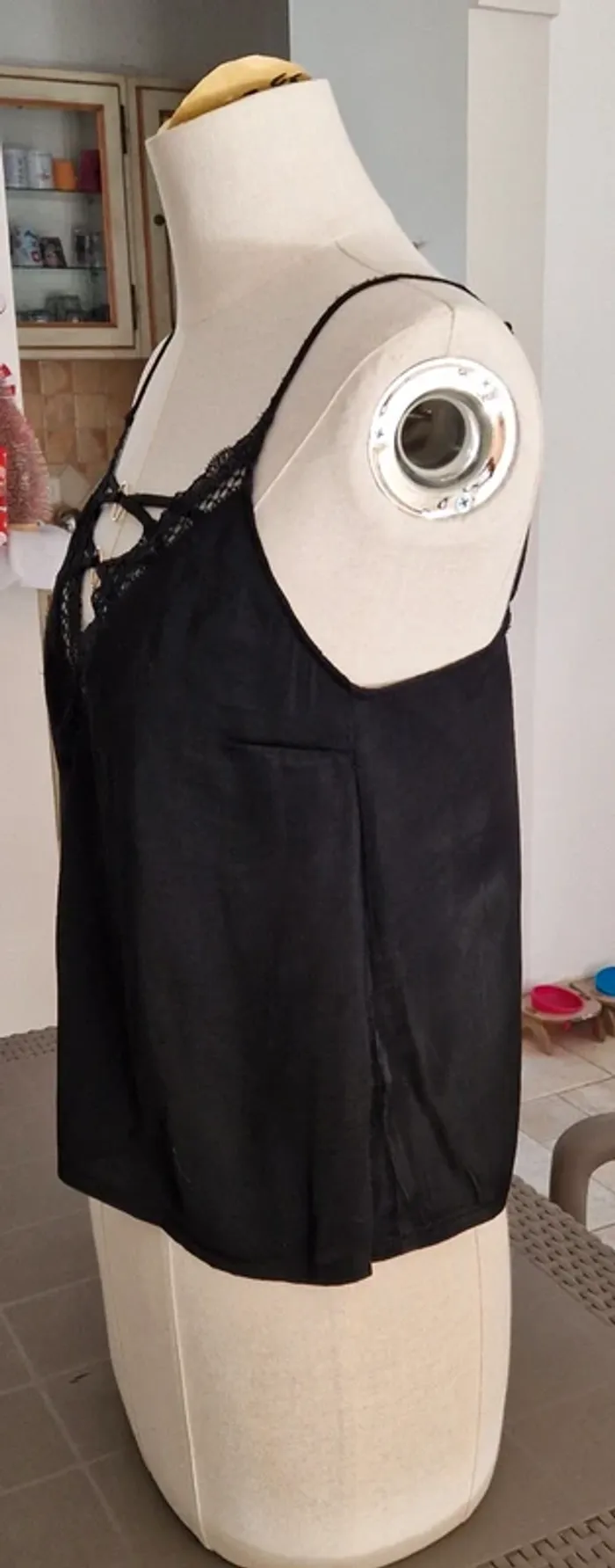 Debardeur Undiz effet soie taille S - photo numéro 3