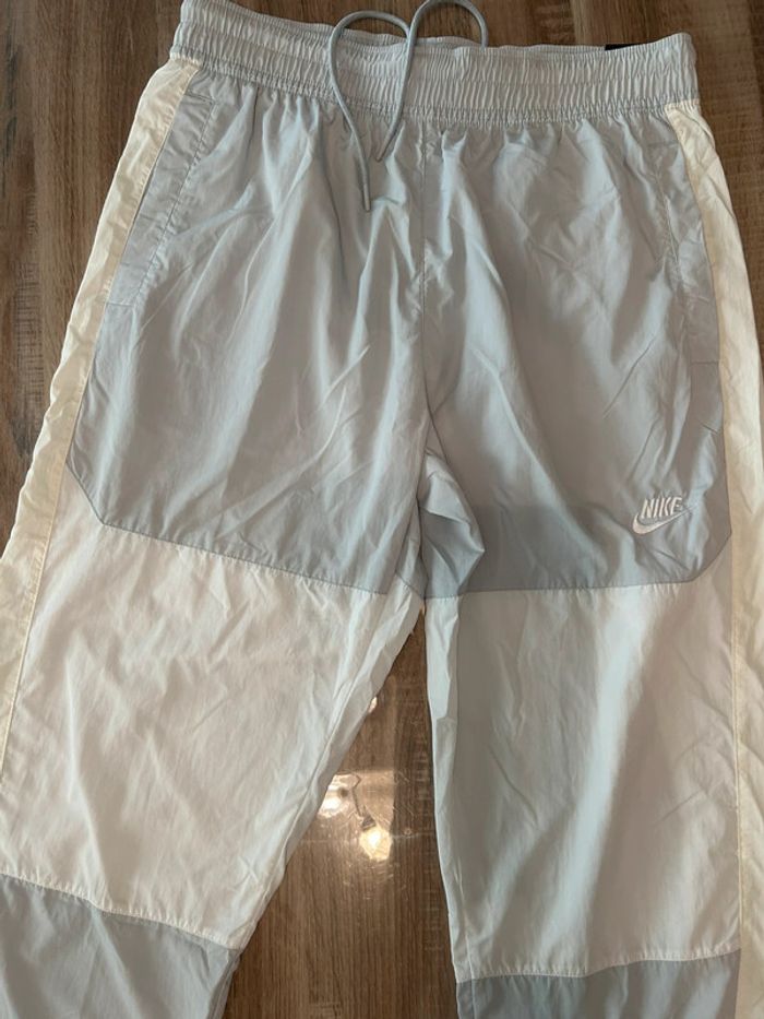Jogging Nike neuf homme loose fit blanc et gris avec étiquette - photo numéro 4
