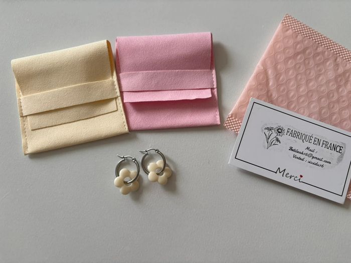 Créole pendentif fleur - photo numéro 2