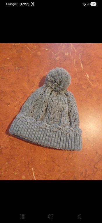 Bonnet bébé taille 3 / 6 mois