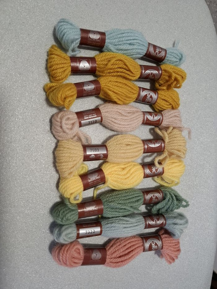 Joli lot 9 échevettes laine Colbert DMC pour tapisserie/punch needle 100% pure laine vierge 8 m neuf
