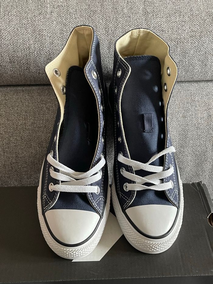 Converse montantes bleue marine 40 neuve - photo numéro 9