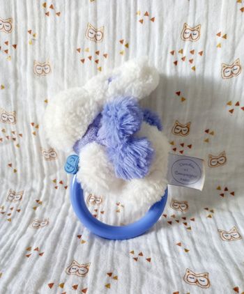 Doudou et Compagnie lapin hochet