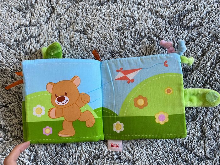 Livre d’éveil sensoriel - photo numéro 5