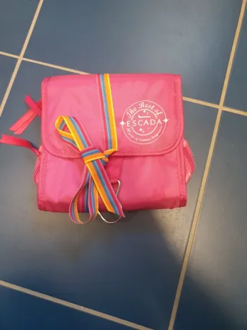 Pochette escada