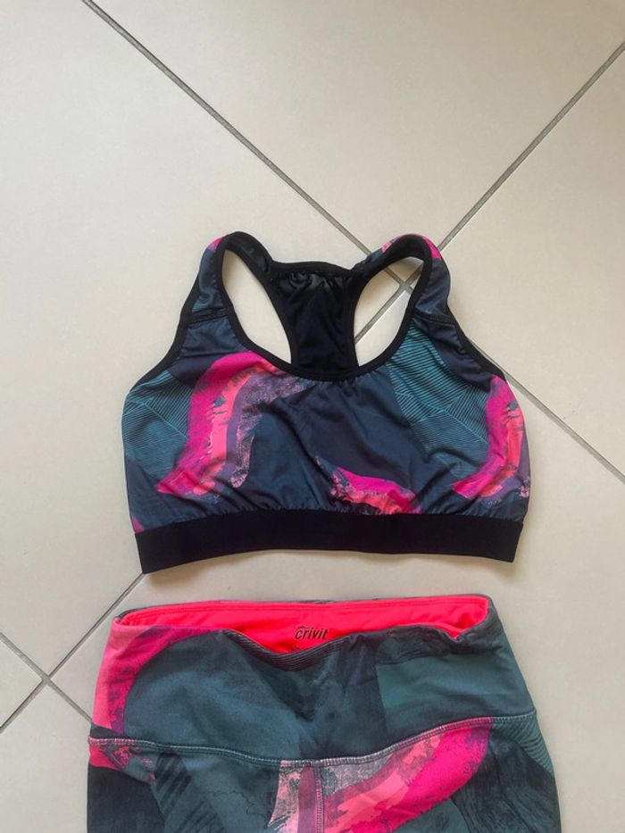 Ensemble de sport, taille 42 - photo numéro 3