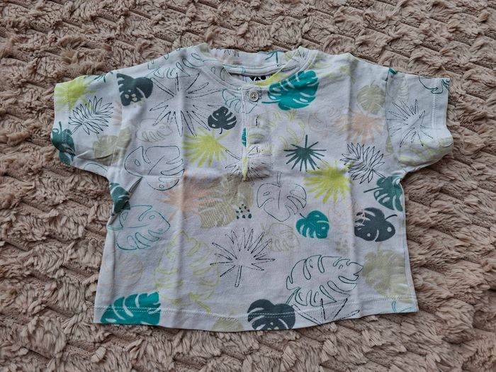 Tee-shirts Taille 9 mois - 71 cm Neuf - photo numéro 7