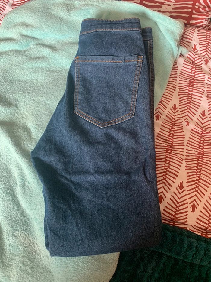 Jean pull&bear - photo numéro 4