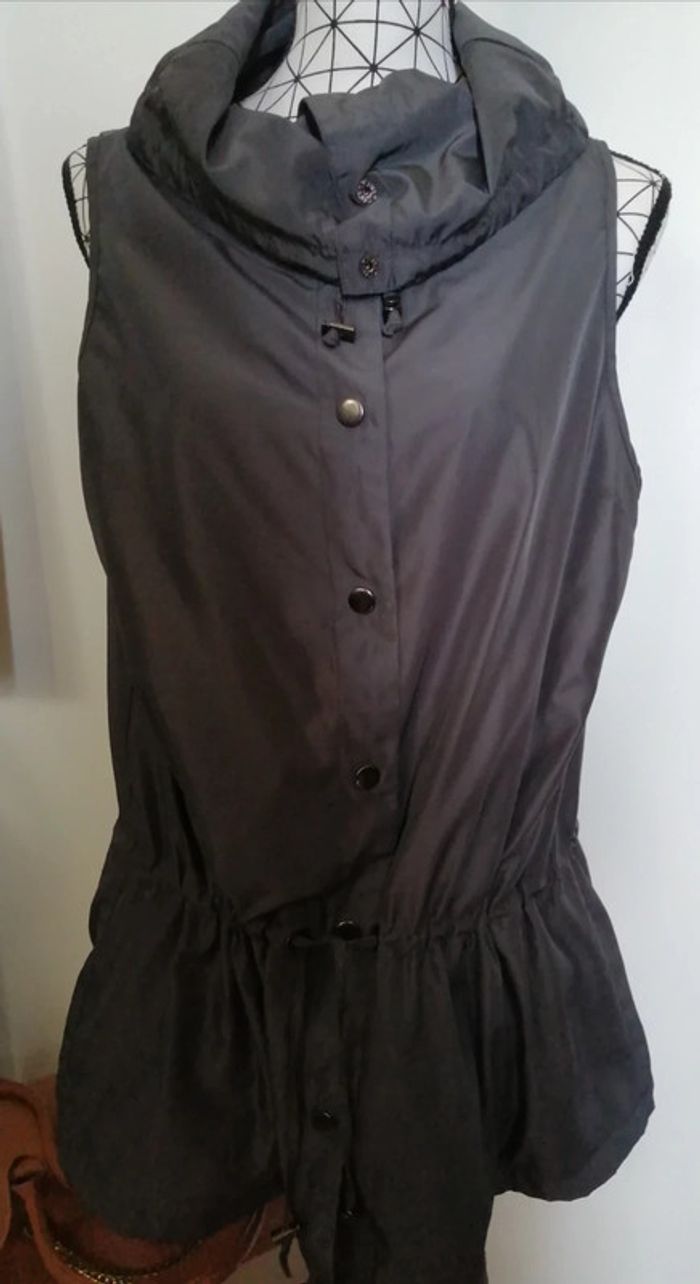Veste sans manche grise - photo numéro 8