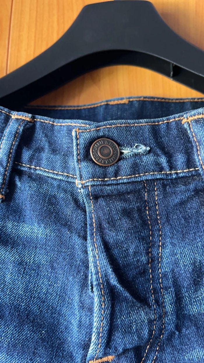 Jean brut Abercrombie&Fitch W32 L30 - photo numéro 3