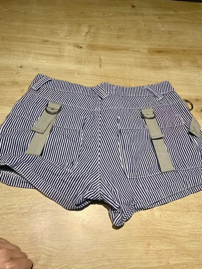 Short Pool - Taille 38 - photo numéro 4