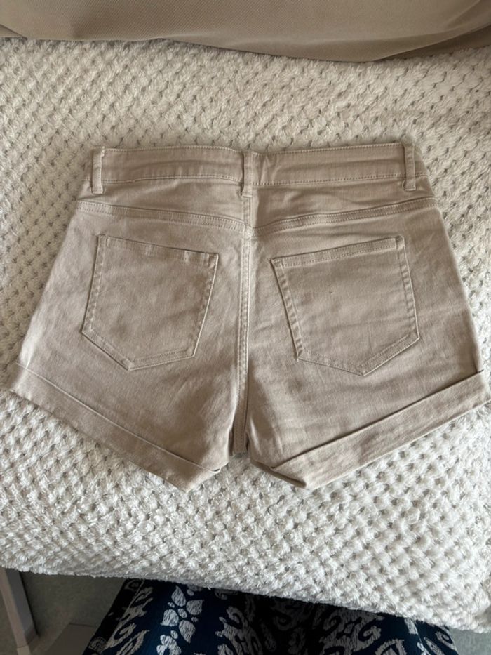 Short taille 34 - photo numéro 2