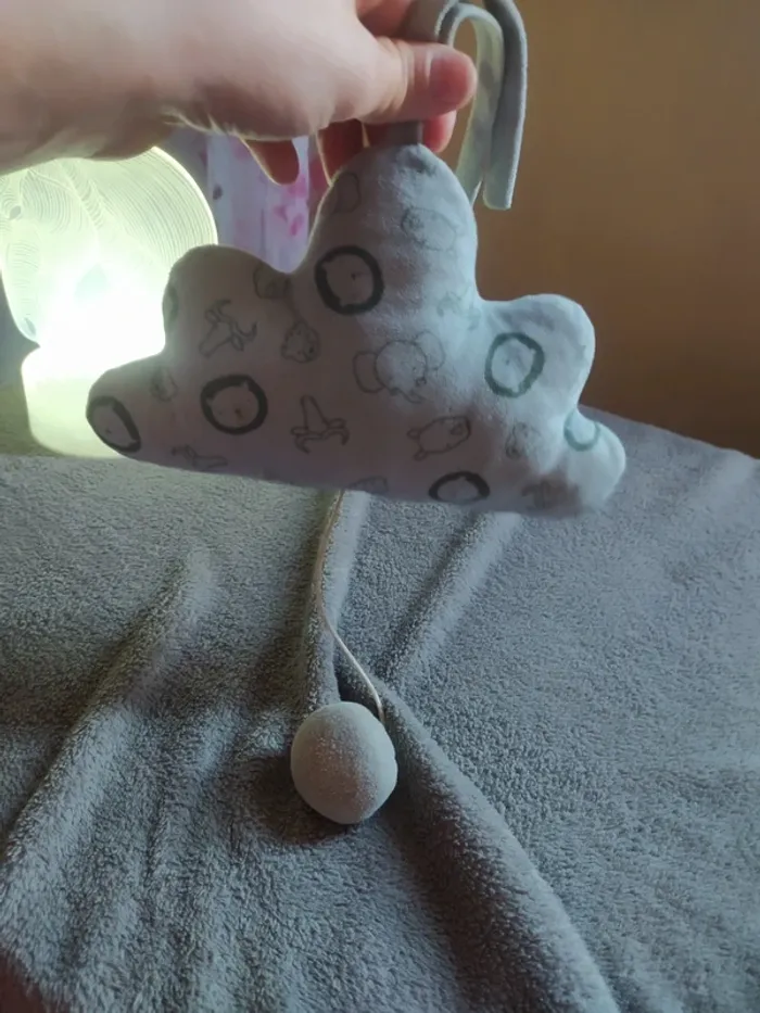 Peluche bébé peluche musicale - photo numéro 3