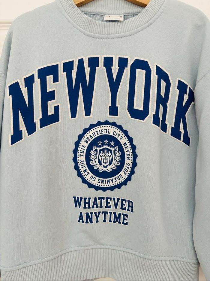 Pull sweat fille  Zara 8 ans New York TBE - photo numéro 2