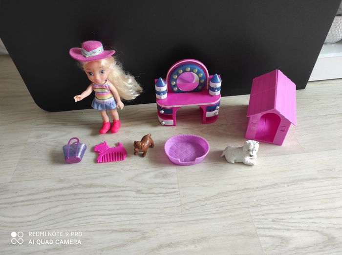 Mini poupée+ accessoires