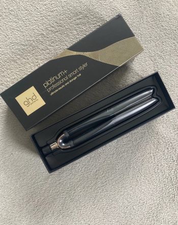 Lisseur GHD Platinium + professional smart styler noir neuf