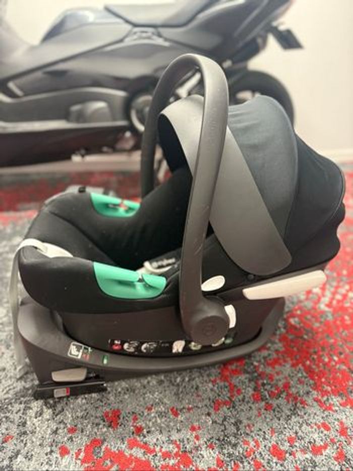 Trio Balios S Lux 3 + 2 bases ISOFIX - photo numéro 3