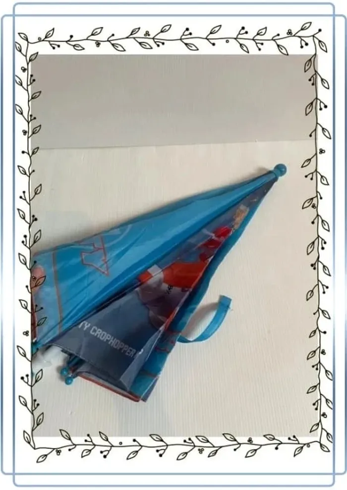 Petit parapluie Cars, très bon état - photo numéro 3
