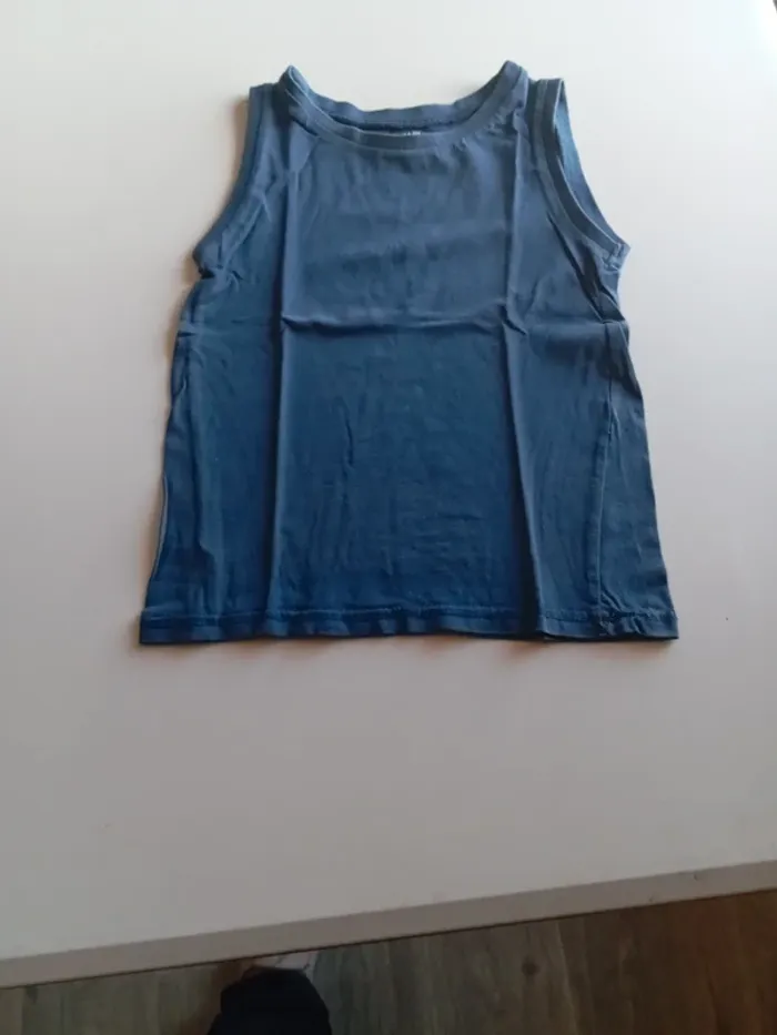 Lot 2 tee shirt sans manche - photo numéro 4