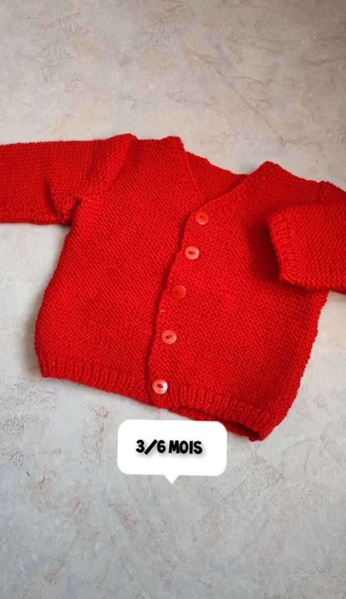 Gilet rouge Fait main