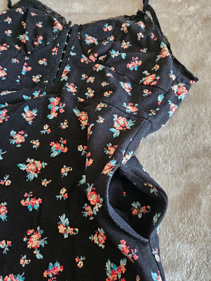 Robe façon bustier/corset fleurie Forever21 - photo numéro 9