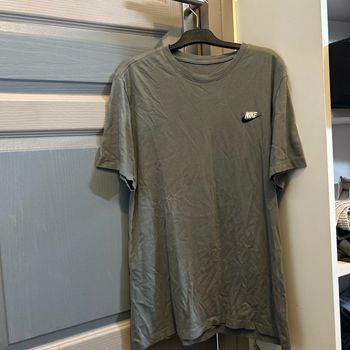 T shirt nike