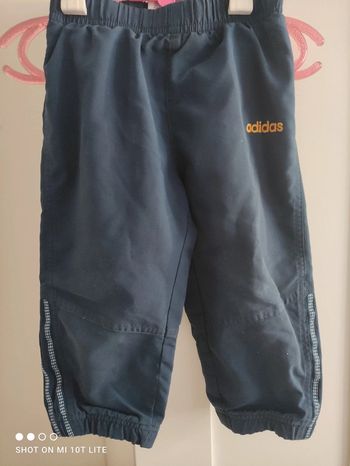 Pantalon bleu Adidas