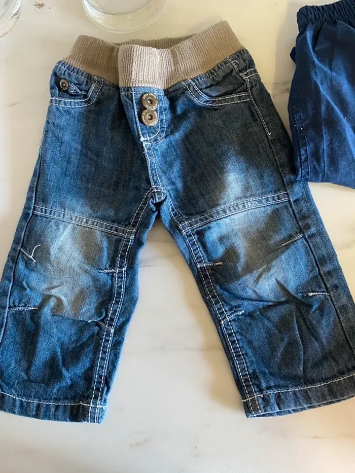 5 pantalons 12 mois - photo numéro 4
