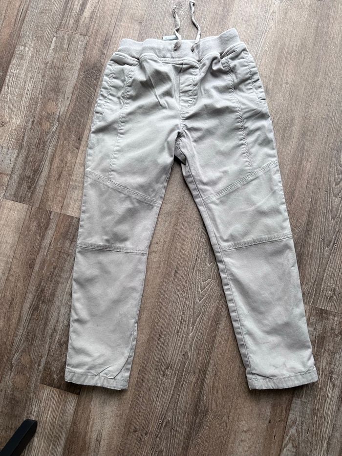 - Pantalon Boboli - 6 ans - bon état, taches