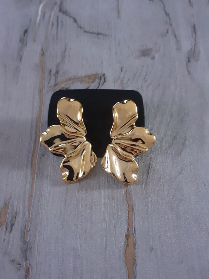 Boucles d'oreilles dorées