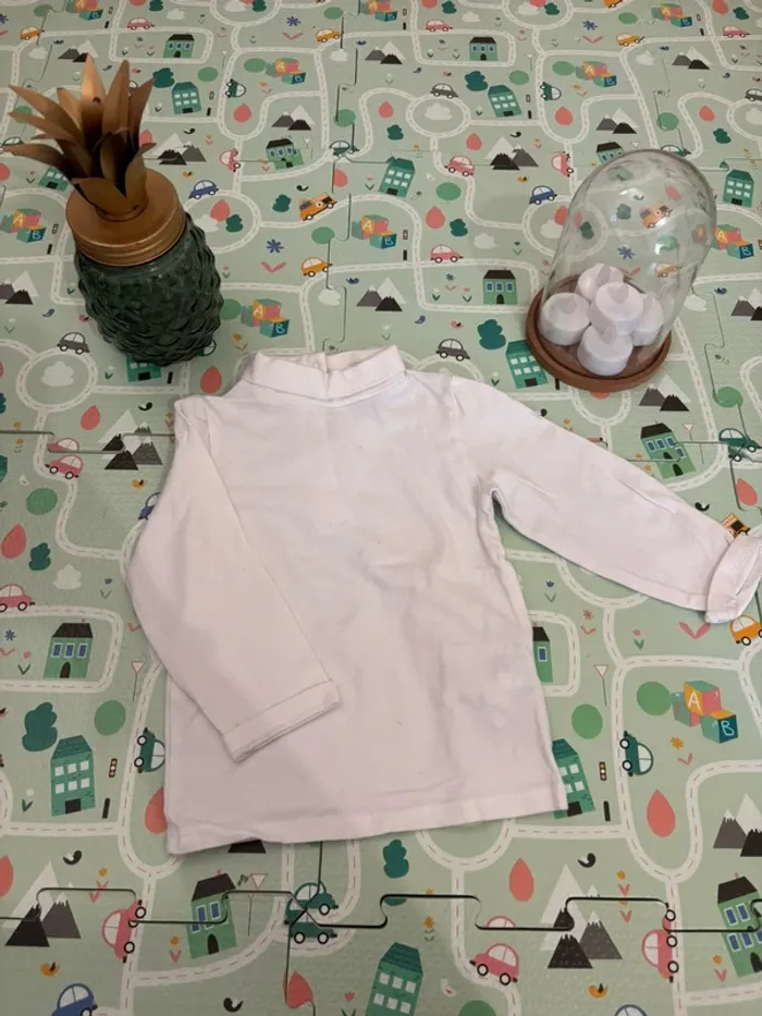 Sous pull Kiabi 18 mois