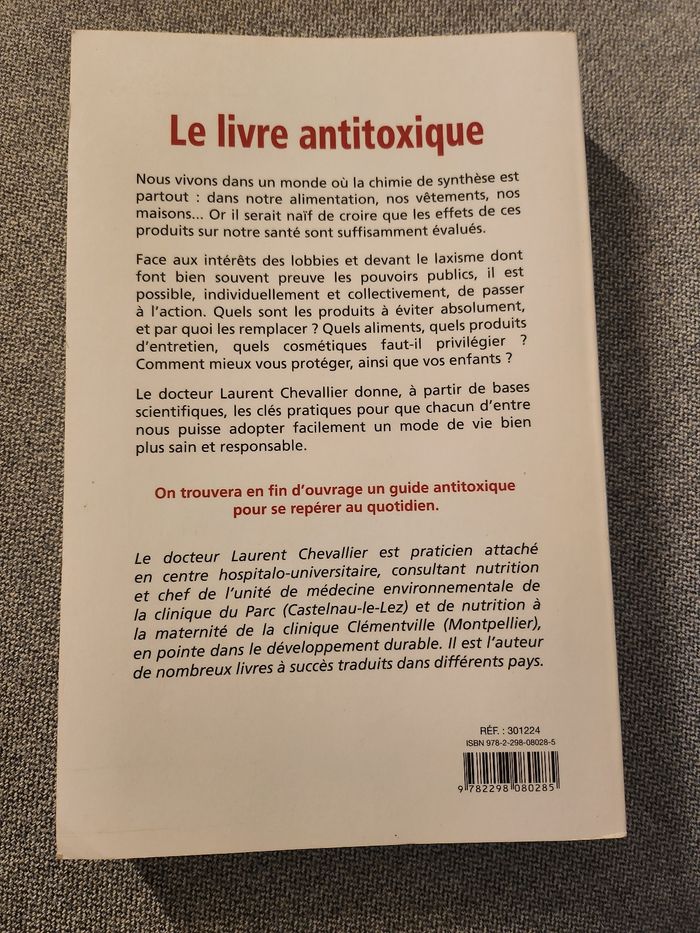 Livre le livre antitoxique docteur Laurent chevallier - photo numéro 2