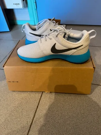 Nike neuf
