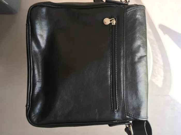 Sacoche en cuir noir pour homme - photo numéro 3