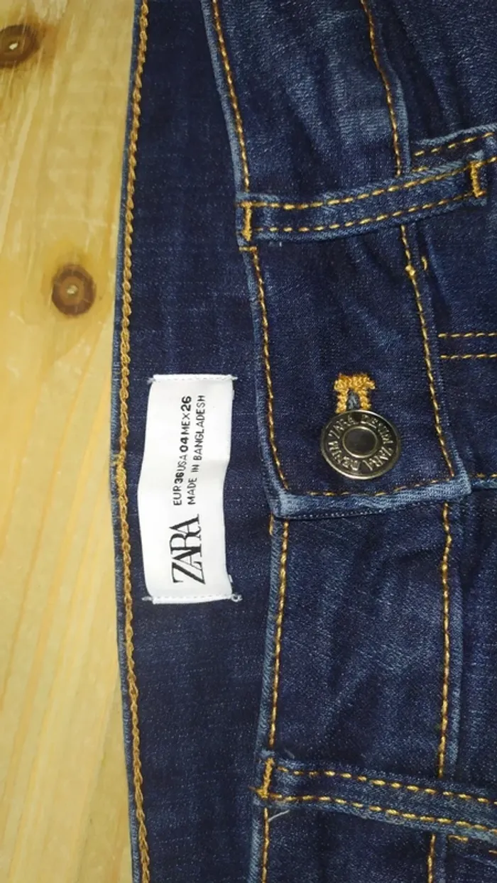 Jean brut de marque "ZARA" coupe skinny - photo numéro 3