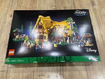 Lego 43242 la chaumière de blanche neige Disney neuf