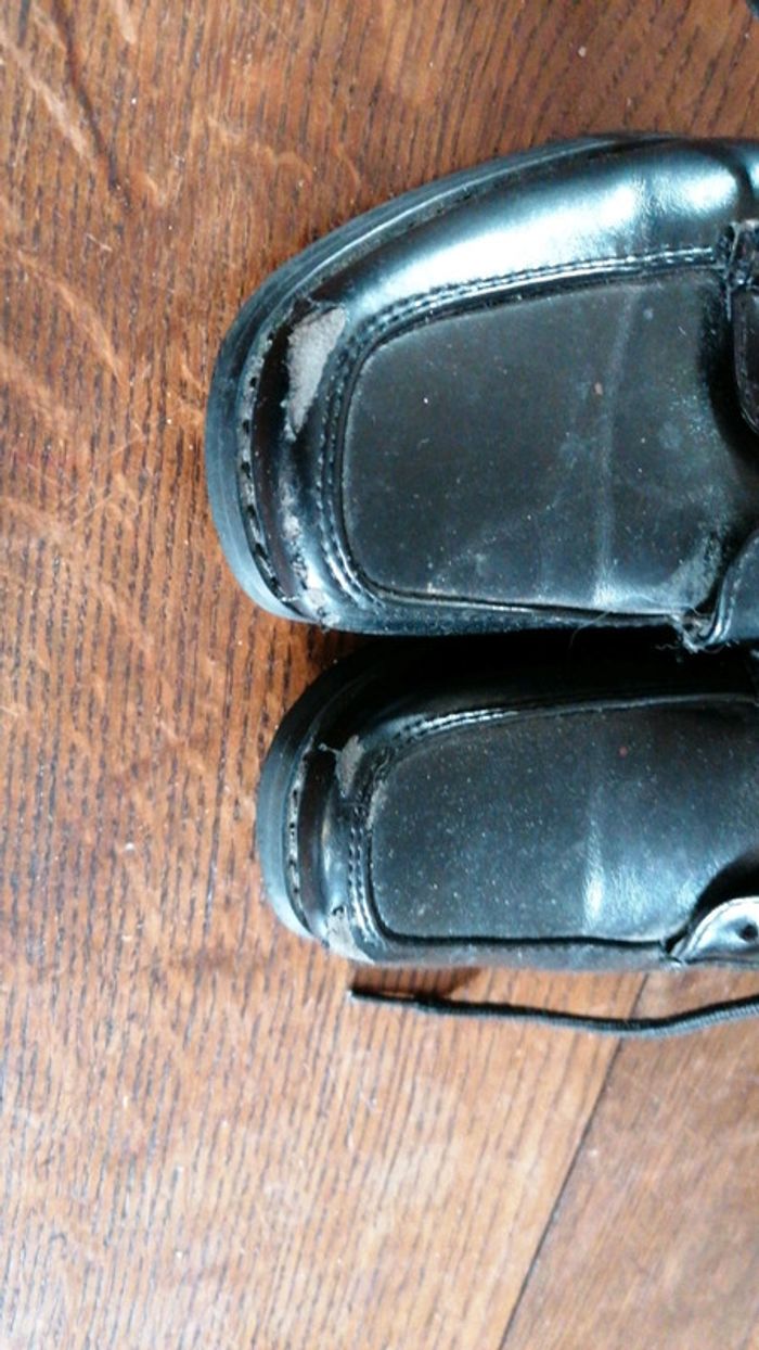 Chaussures taille 27 - photo numéro 2
