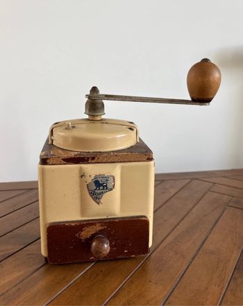 Moulin à café Peugeot frères vintage - année 1950 - en bois et émail