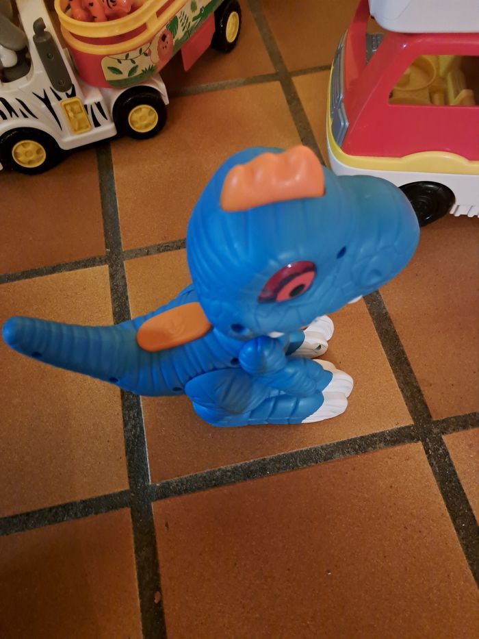 Jouet dinosaure - photo numéro 2