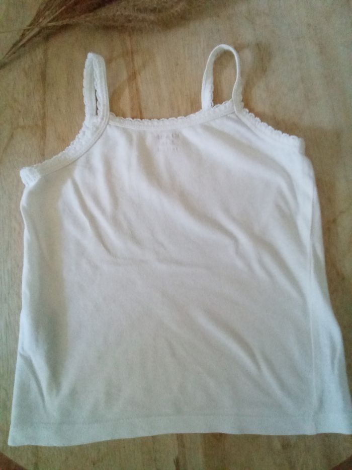 Lot 3 chemises de corps à bretelles Kiabi taille 2/3 ans - photo numéro 4