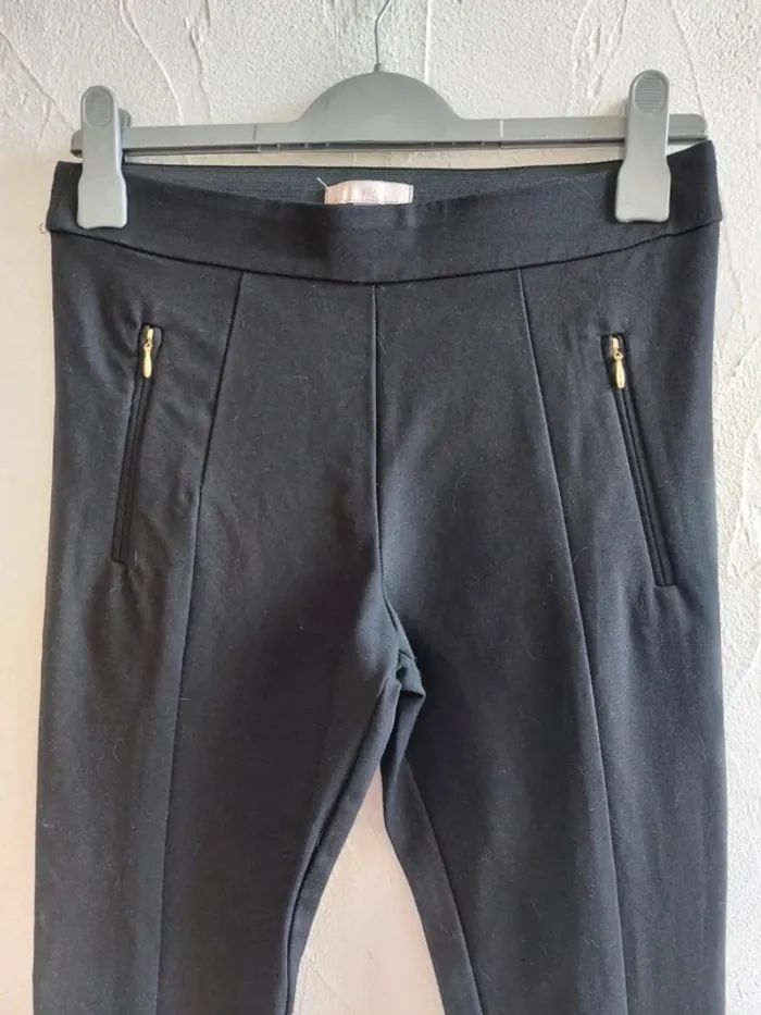 Pantalon noir en parfait état Taille 38 - photo numéro 2