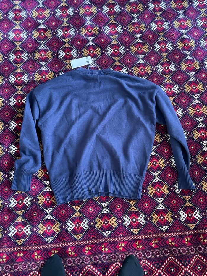 Pull Ami bleu marine taille M - photo numéro 4