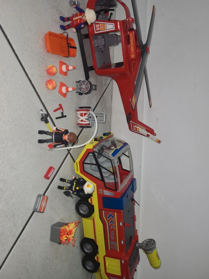 Camion hélicoptère de pompier Playmobil