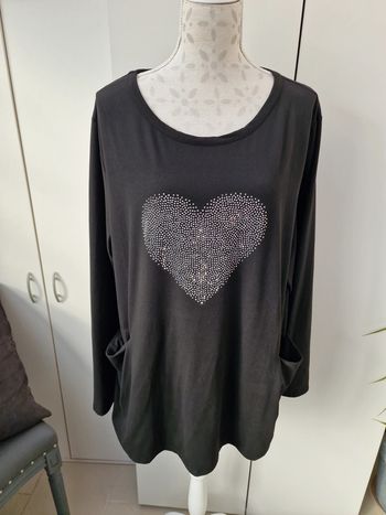 Tunique Noire Coeur Strass Poches
